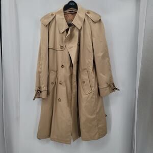 Poland vintage trench coat lined jacket multi pockets size 42..Well made